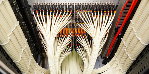 Infraestructura Común Telecomunicaciones en València · Instalación de infraestructura común de Telecomunicación Redes 5G y 4G LTE