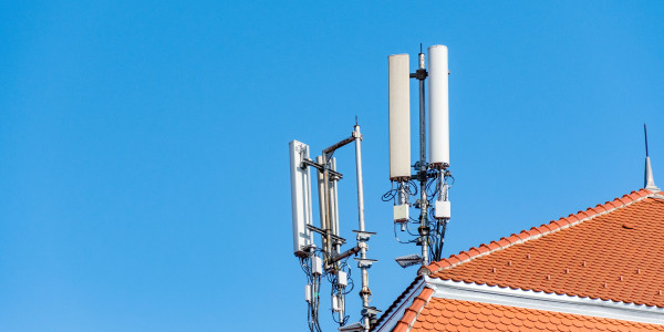 Infraestructura Común Telecomunicaciones en València · Desarrollo y optimización de Redes móviles
