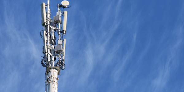 Instalación / Implantación / Legalización de ICT en València · Desarrollo y optimización de telecomunicaciones móviles