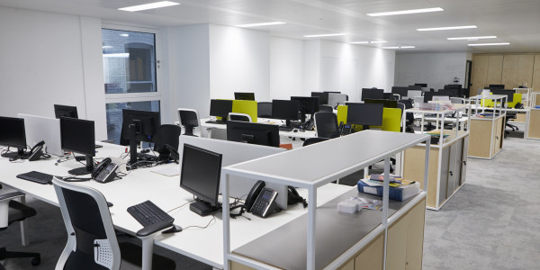 Proyectos de ICT Oficinas / Locales Comerciales El Puig de Santa Maria · Provisión de internet banda ancha y fibra óptica